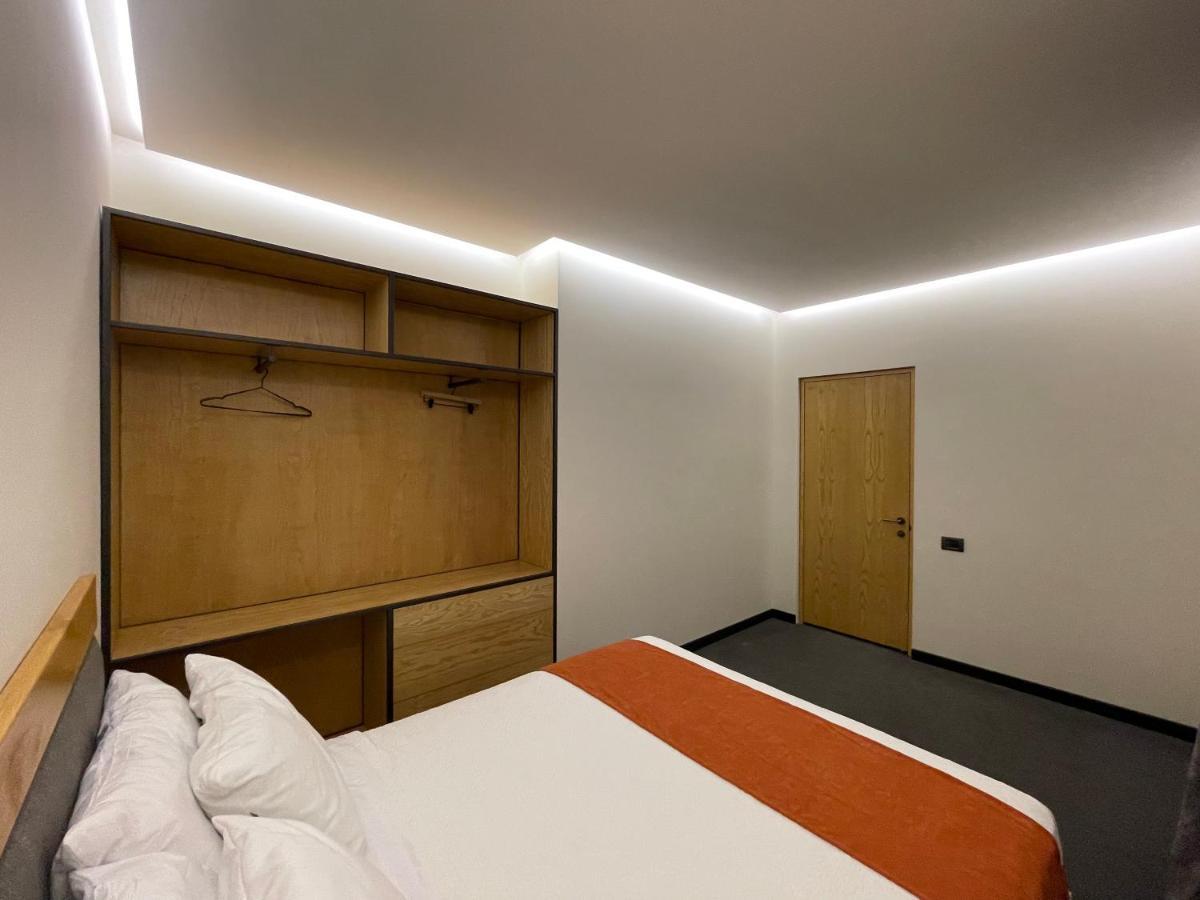 Mist Boutique Hotel Erivan Exterior foto